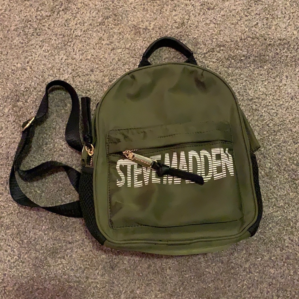 Steve Madden Mini Backpack 💚
